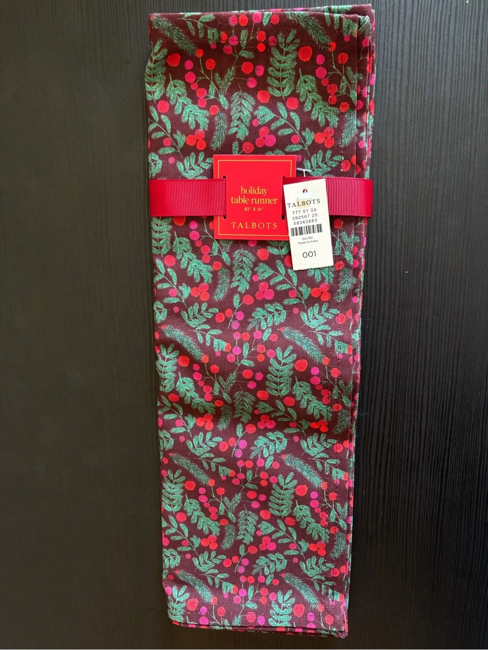 NWT Talbots Holiday Table Runner in Burgundy Green Red